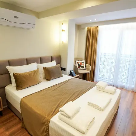 酒店 Vion Sea Boutique - Durres 3*