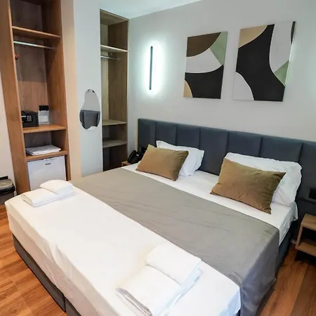 酒店 Vion Sea Boutique - Durres 3*