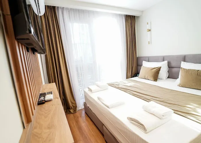 מלון Vion Sea Boutique - Durres 3*