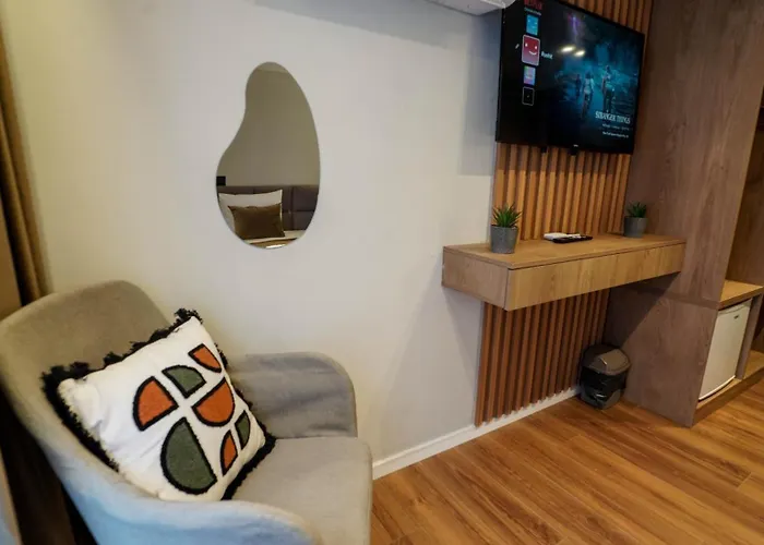 מלון Vion Sea Boutique - Durres 3*