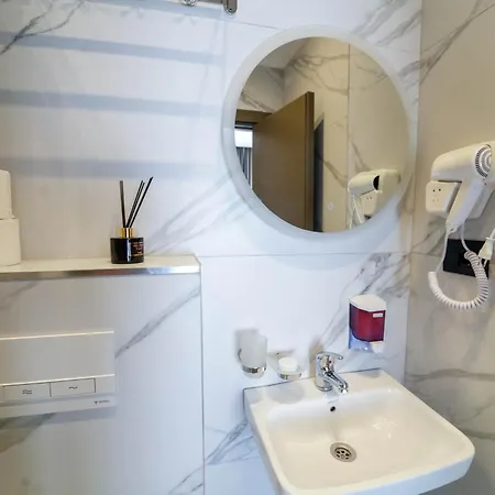 Vion Sea Boutique - Durres Hotel Golem (Tirana)