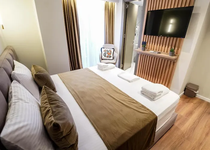 Vion Sea Boutique - Durres Hotel Golem (Tirana)