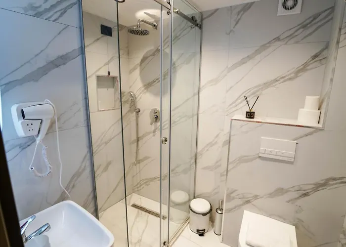 호텔 Vion Sea Boutique - Durres 골렘